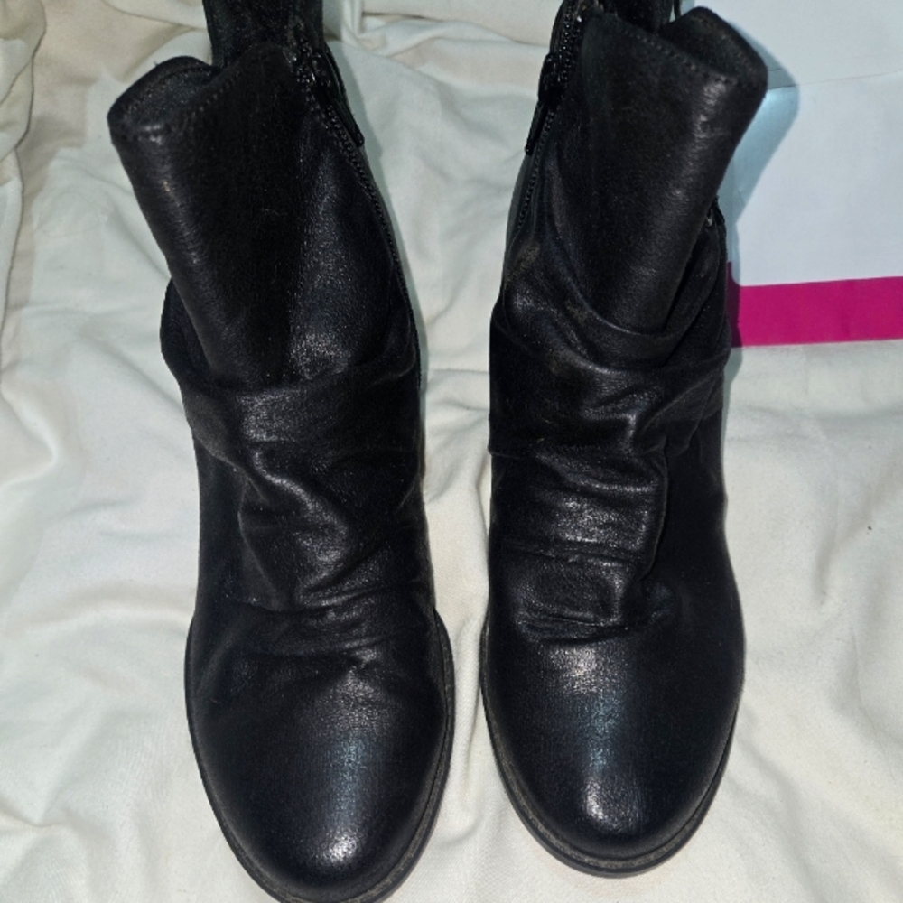 COPY - Bare traps black slouch pleather booties